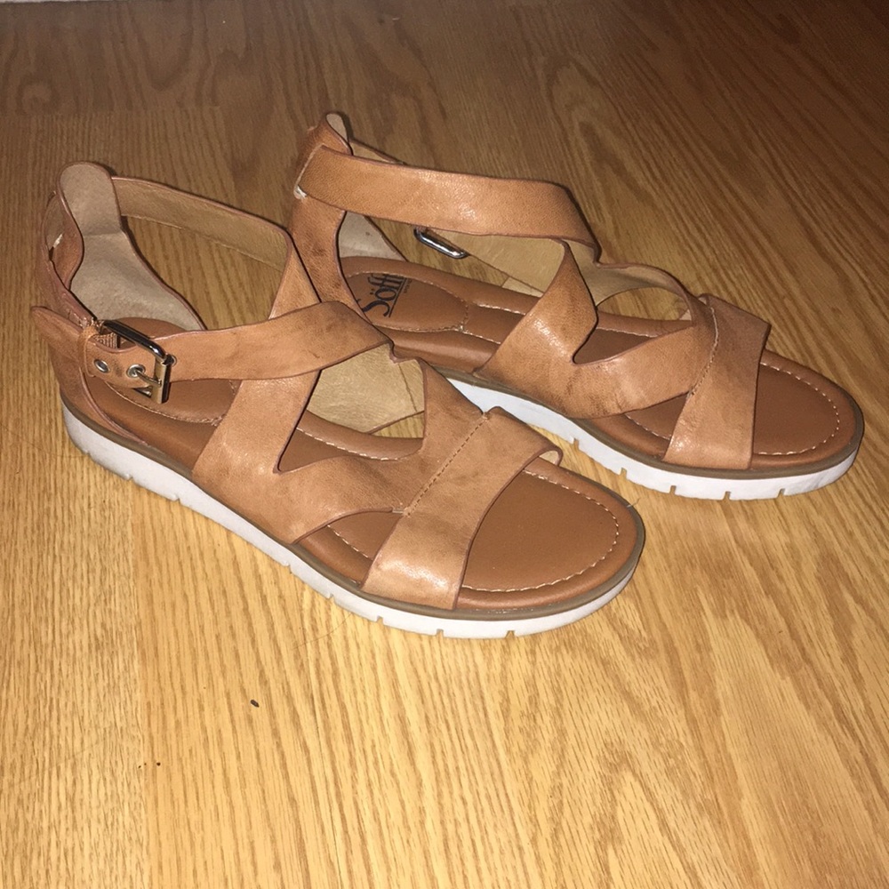 Söfft Leather Walking Sandals